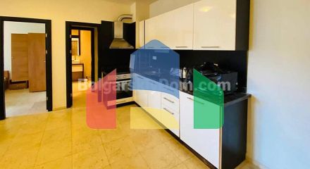 Трикімнатна квартира в Райський Сад