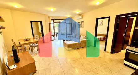 Трикімнатна квартира в Райський Сад