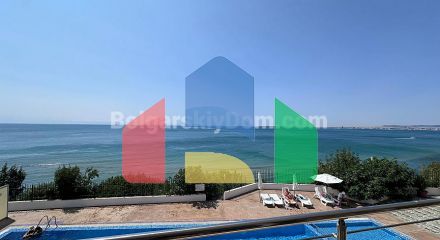 Двухкомнатная квартира в Корал Бич