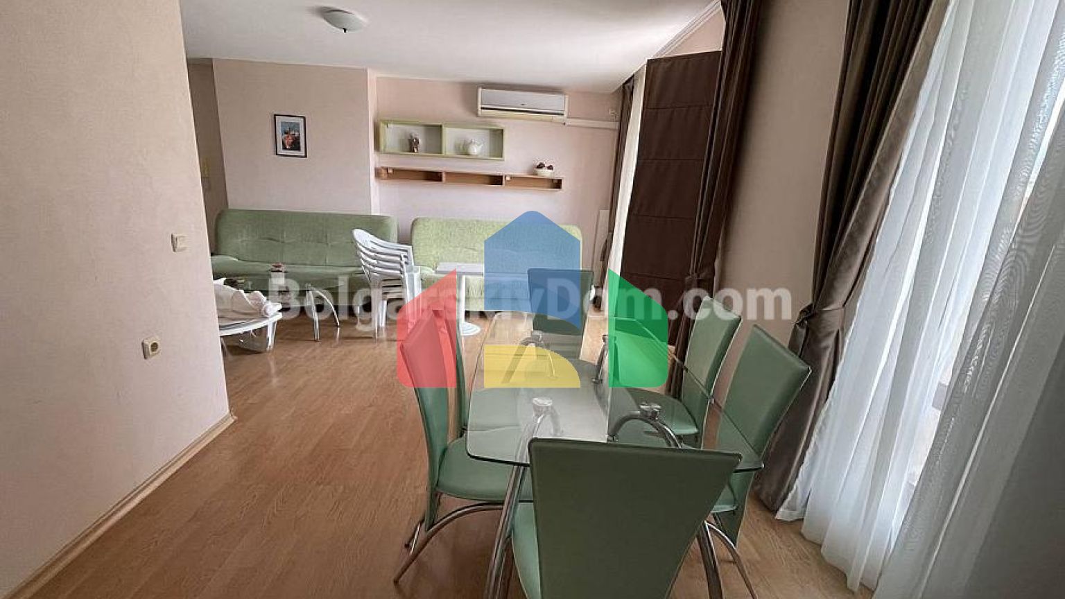 Трикімнатна квартира в Престиж Форт Біч