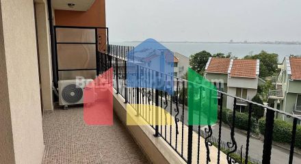 Трикімнатна квартира в Престиж Форт Біч