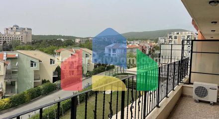 Трикімнатна квартира в Престиж Форт Біч