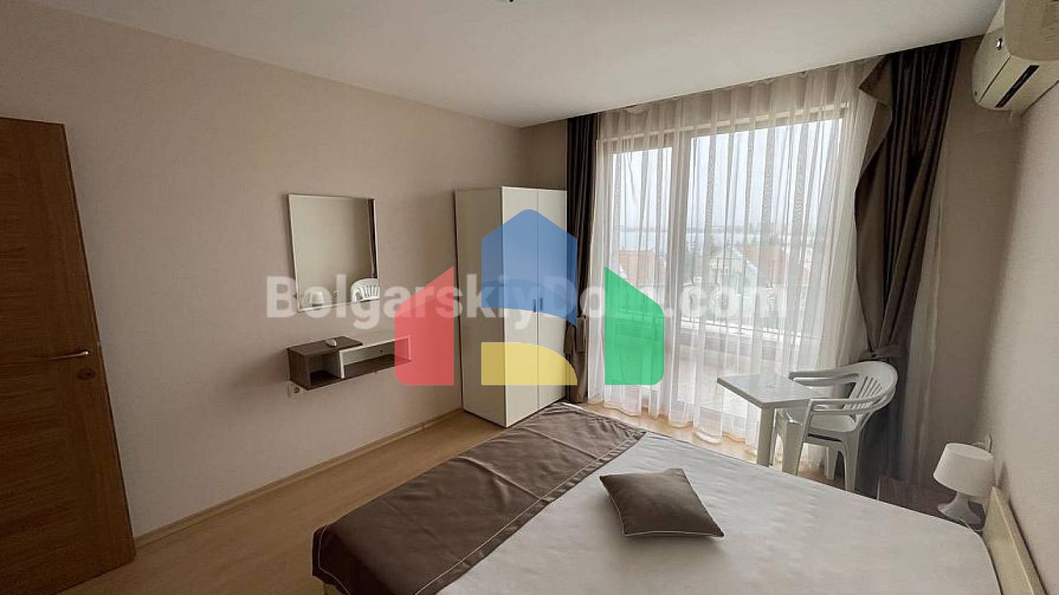 Трикімнатна квартира в Престиж Форт Біч