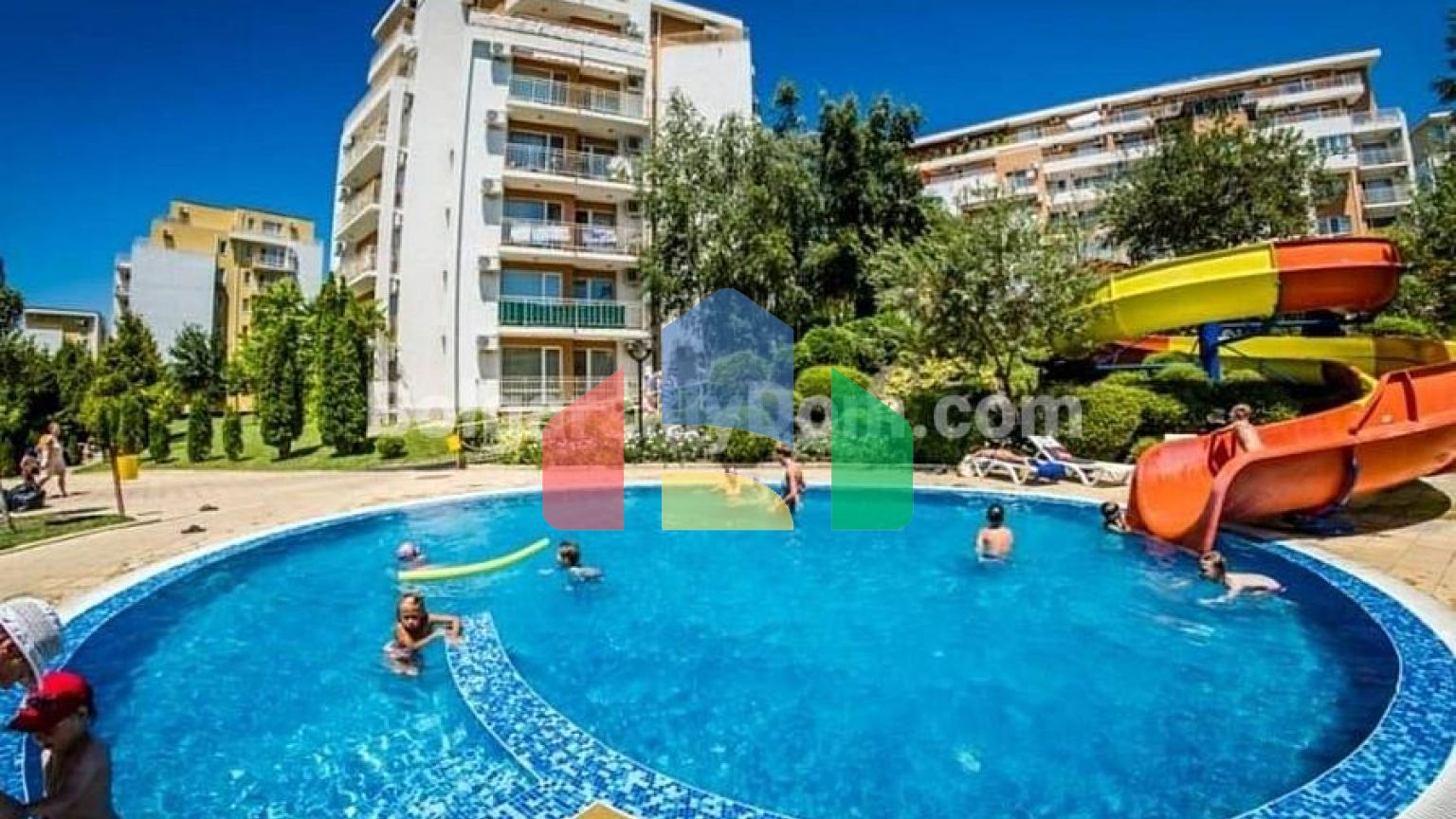 Двокімнатна квартира в Краун Форт Клуб