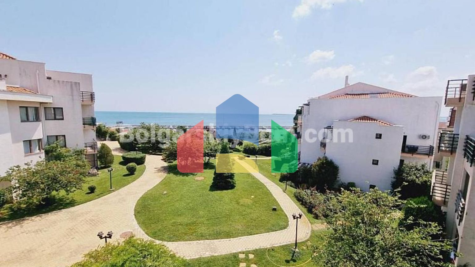 Двухкомнатная квартира в Диамант