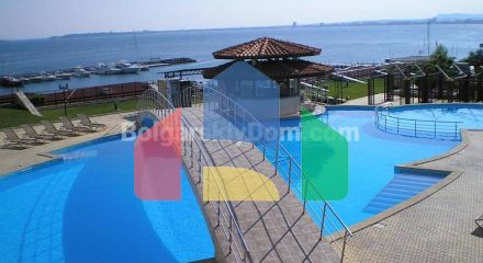 Двухкомнатная квартира в Диамант