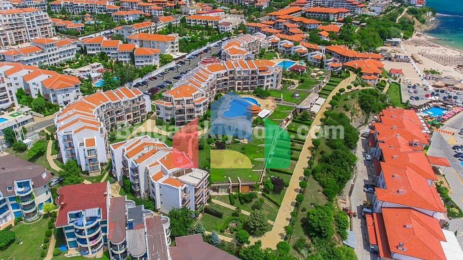 Двухкомнатная квартира в Диамант