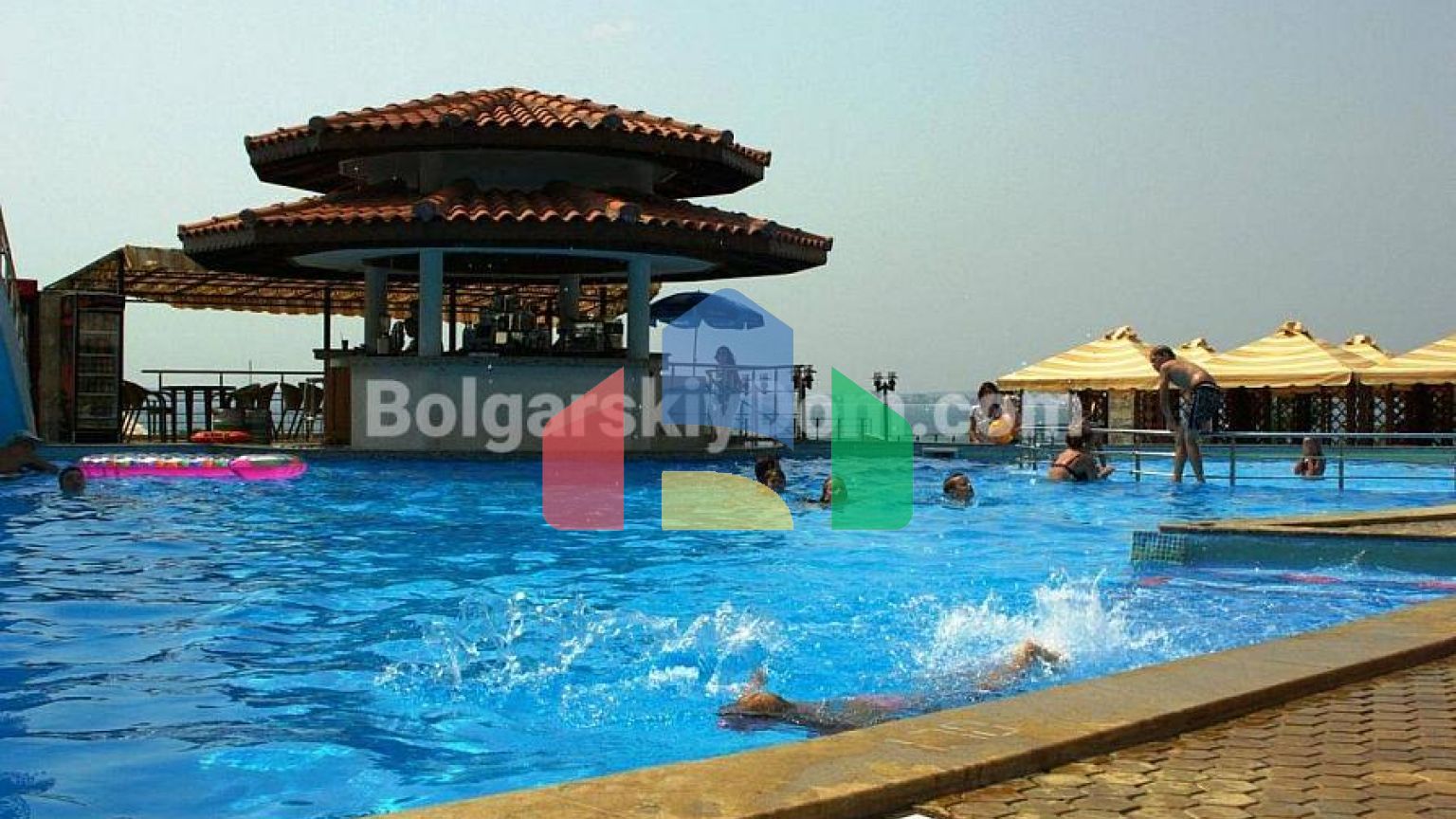 Двухкомнатная квартира в Диамант