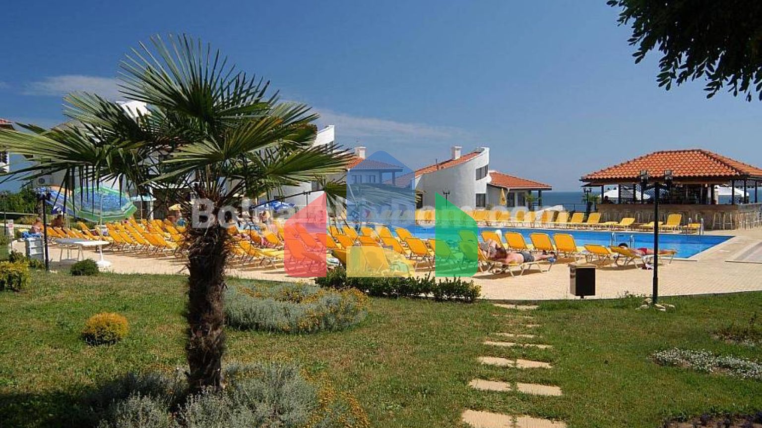 Двухкомнатная квартира в Диамант