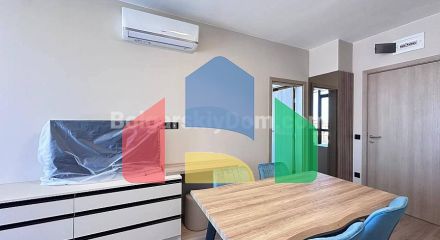 Двокімнатна квартира в Соренто Соле Мар