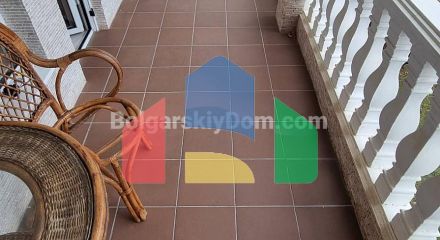 Двокімнатна квартира в Лазур 1