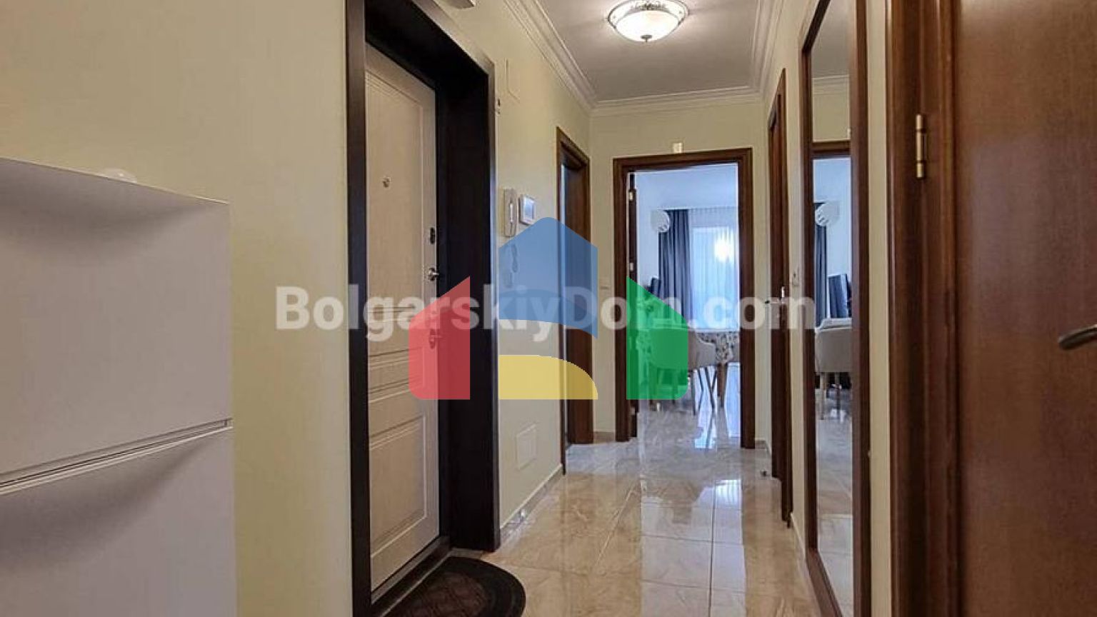 Трикімнатна квартира в Порто Парадізо