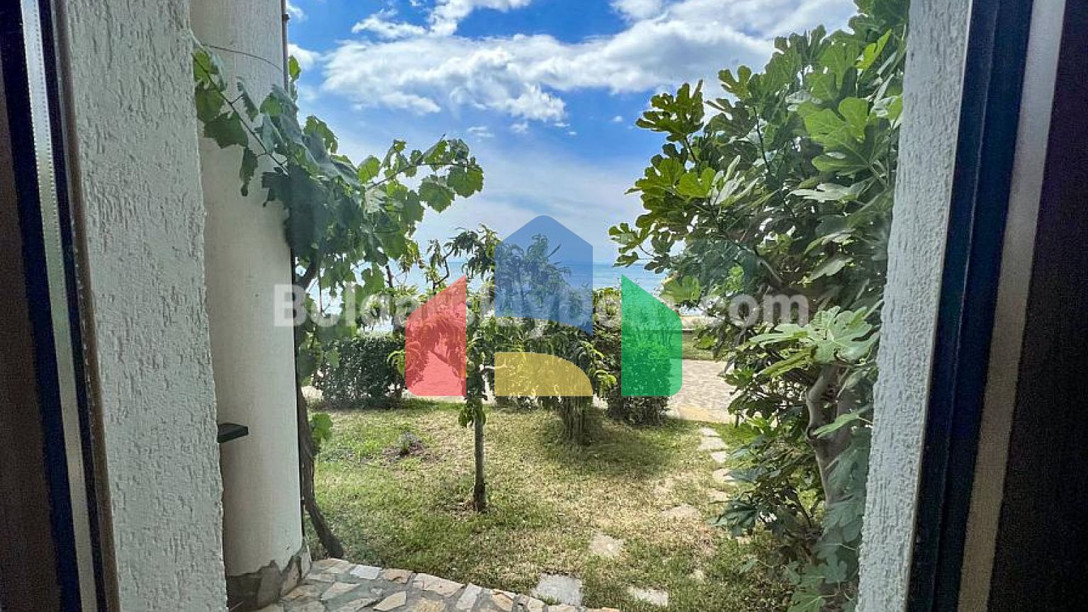 Трикімнатна квартира в Етера 1