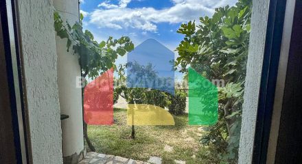 Трикімнатна квартира в Етера 1