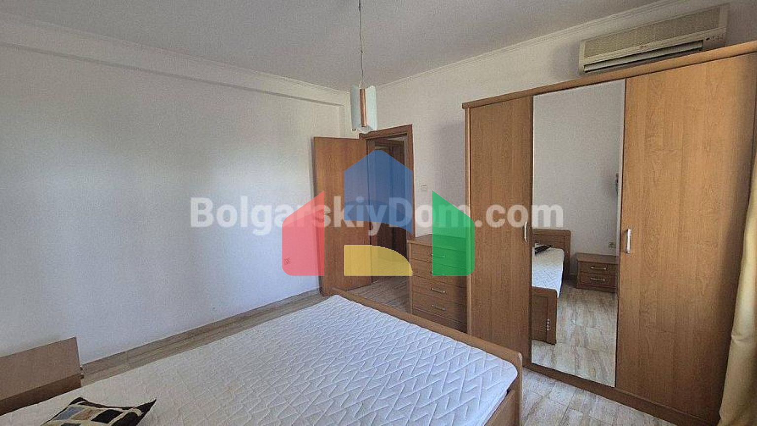 Трикімнатна квартира в Водениця