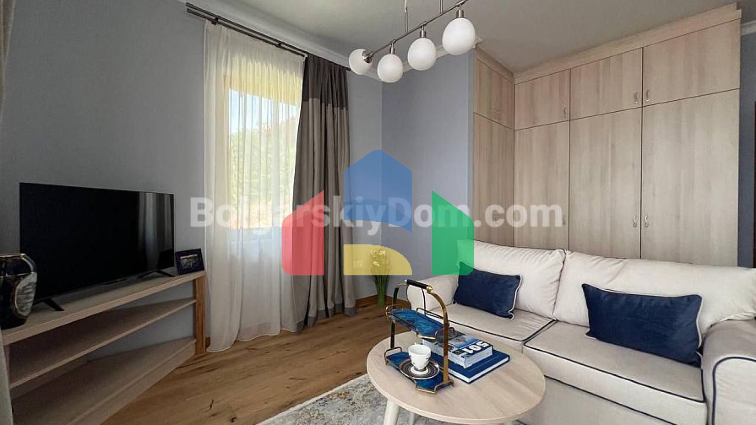 Новый двухэтажный дом в Святом Власе