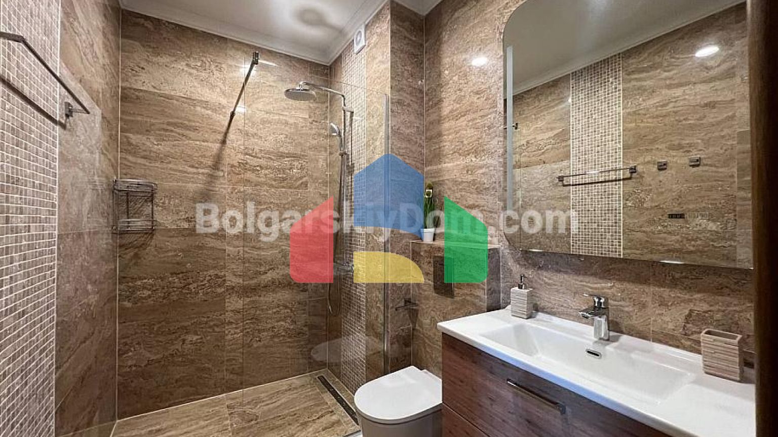 Новый двухэтажный дом в Святом Власе