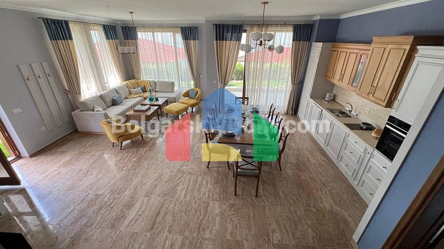 Новый двухэтажный дом в Святом Власе