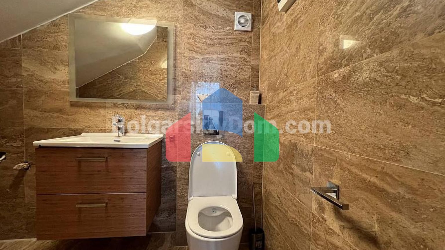 Новый двухэтажный дом в Святом Власе