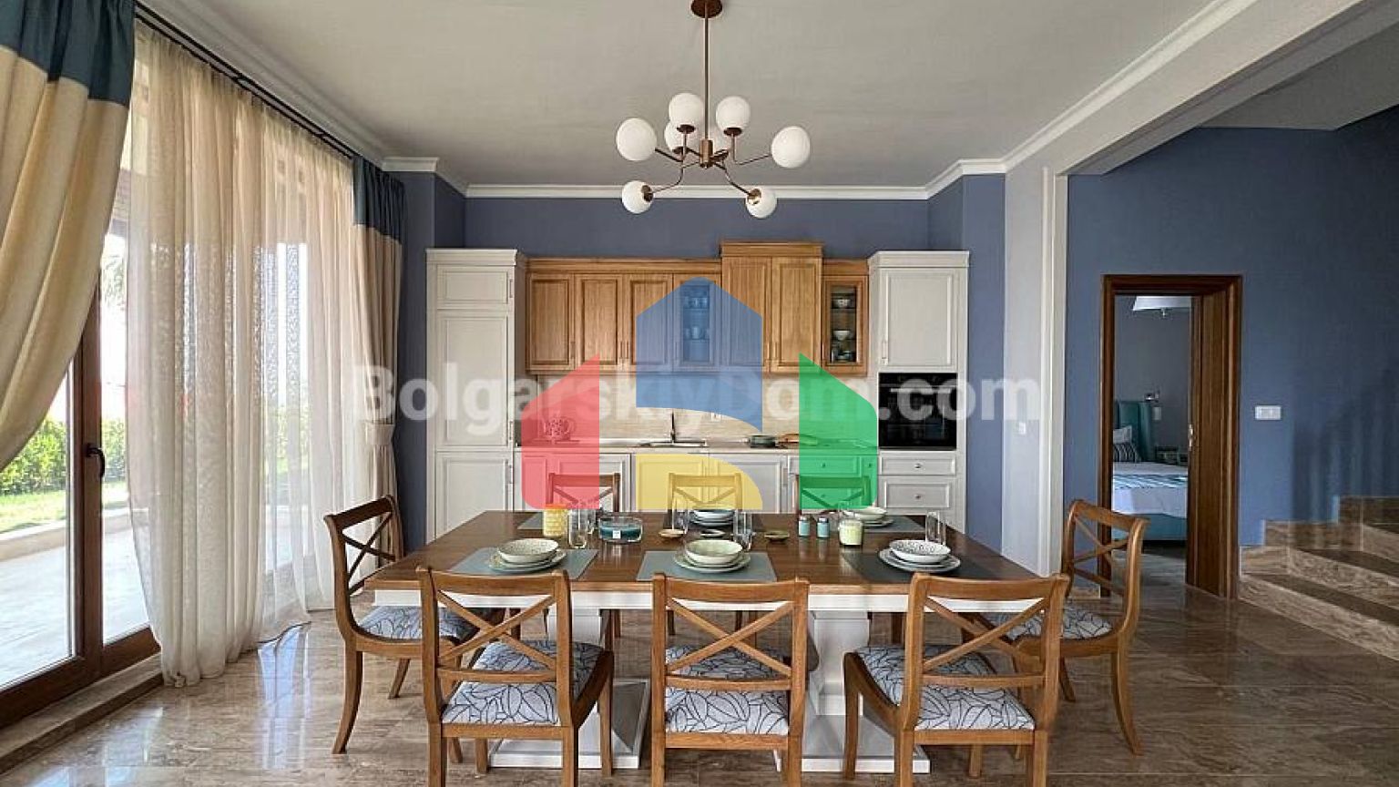 Новый двухэтажный дом в Святом Власе