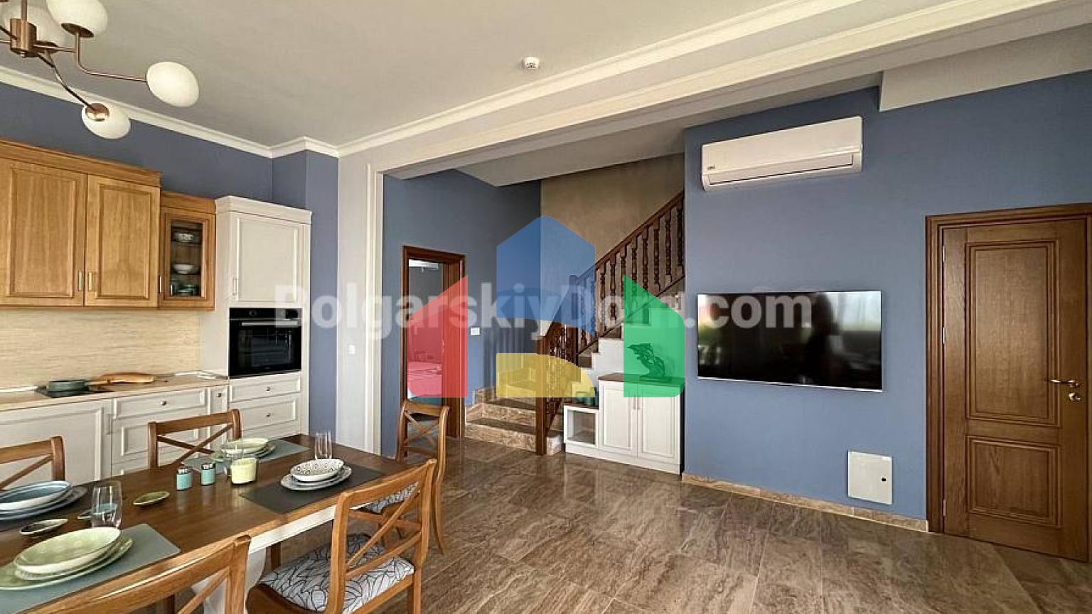 Новый двухэтажный дом в Святом Власе