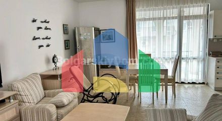 Two-bedroom apartment in Old House