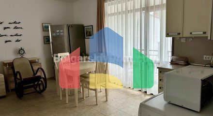 Трикімнатна квартира в Олд Хаус