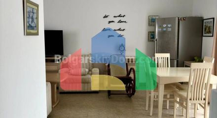 Трикімнатна квартира в Олд Хаус