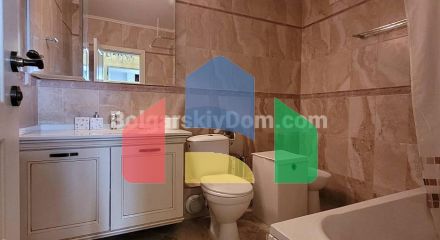 Триповерховий пентхаус в Артур