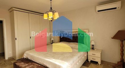 Триповерховий пентхаус в Артур