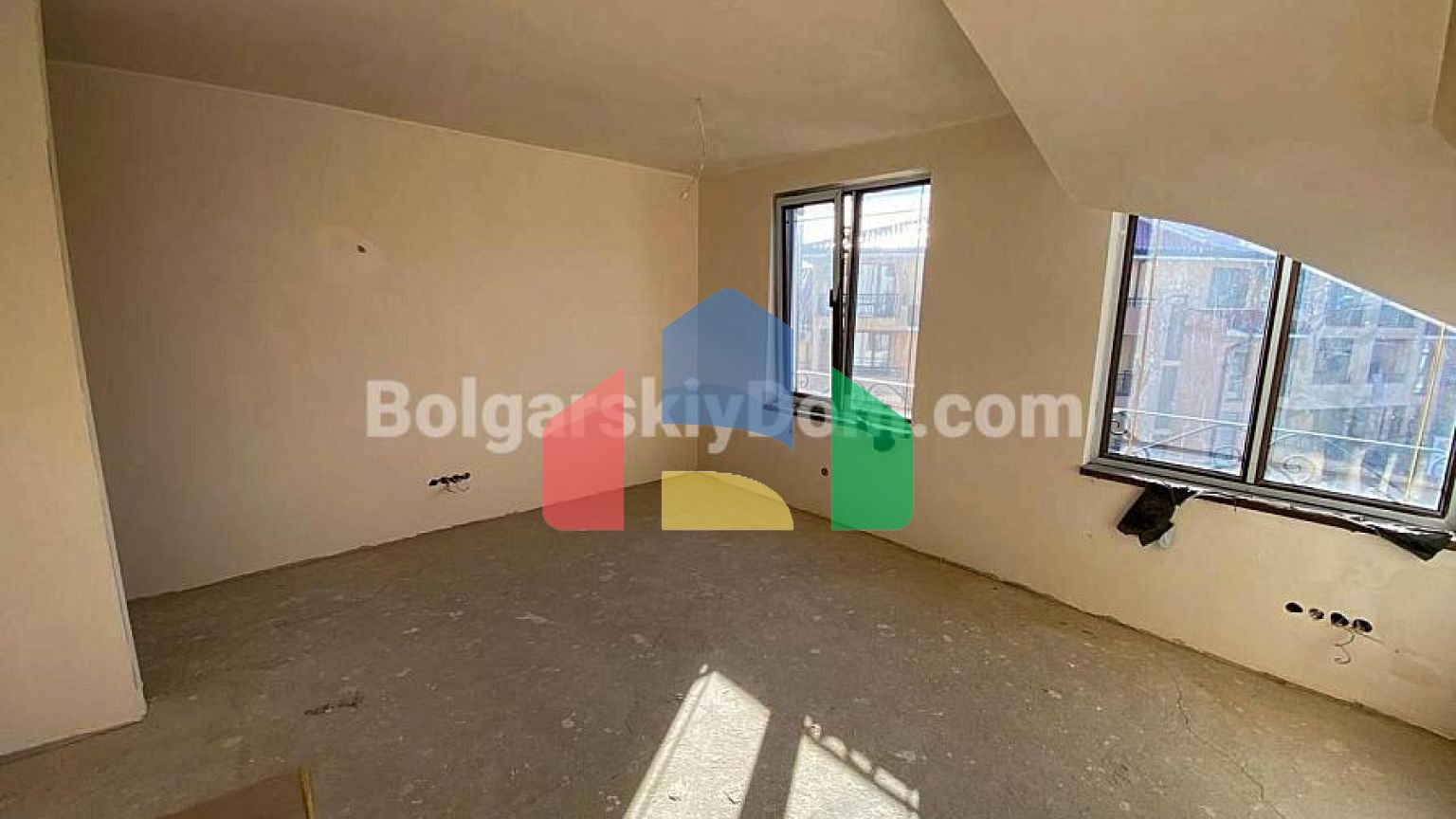 Трикімнатна квартира в Артур