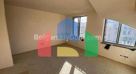 Трикімнатна квартира в Артур