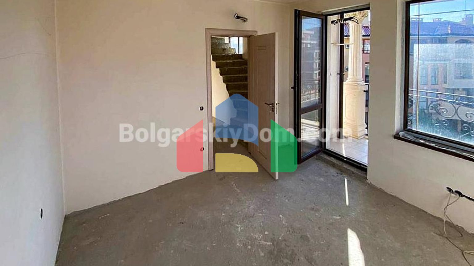 Трикімнатна квартира в Артур