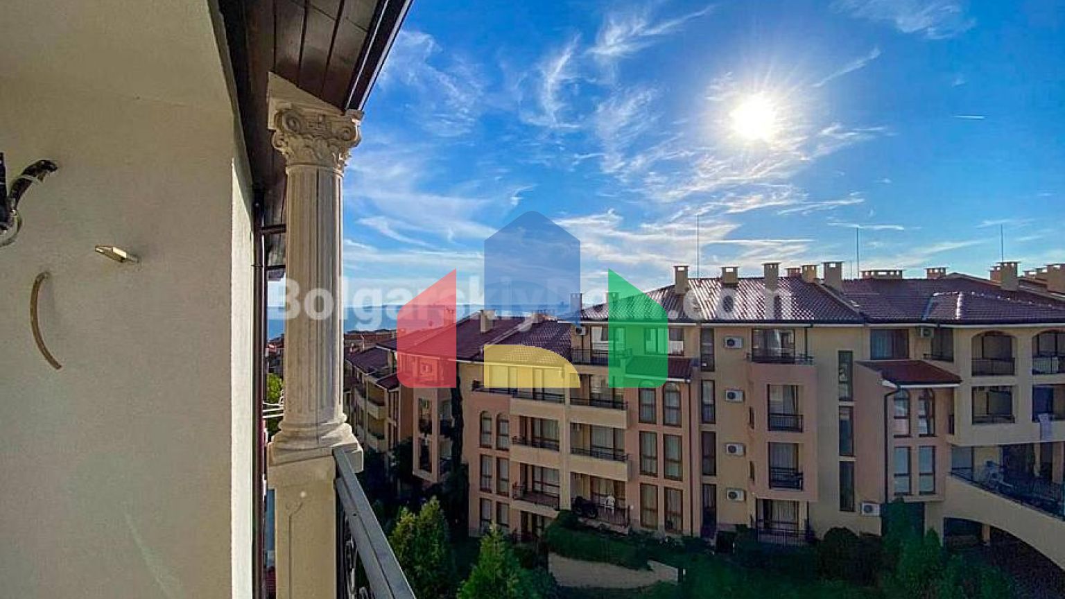 Трикімнатна квартира в Артур