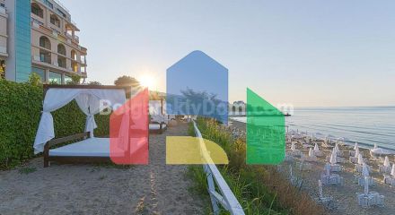 Двухкомнатная квартира в Гранд Отель