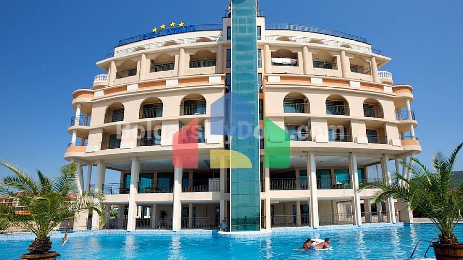 Двухкомнатная квартира в Гранд Отель