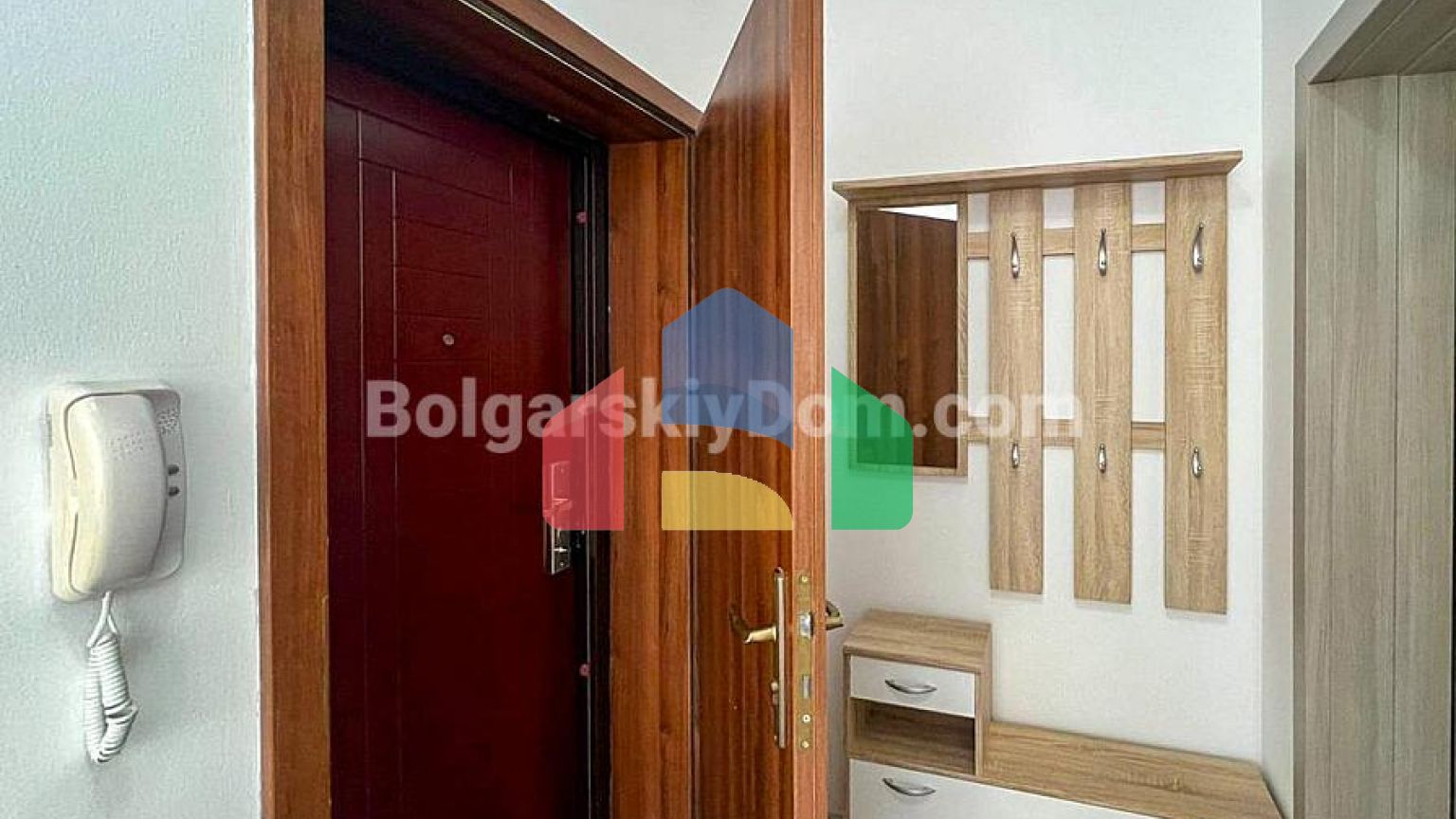 Двокімнатна квартира в Морський Маяк