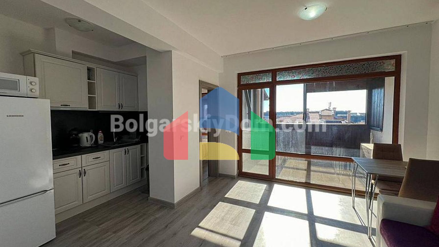 Двокімнатна квартира в Морський Маяк