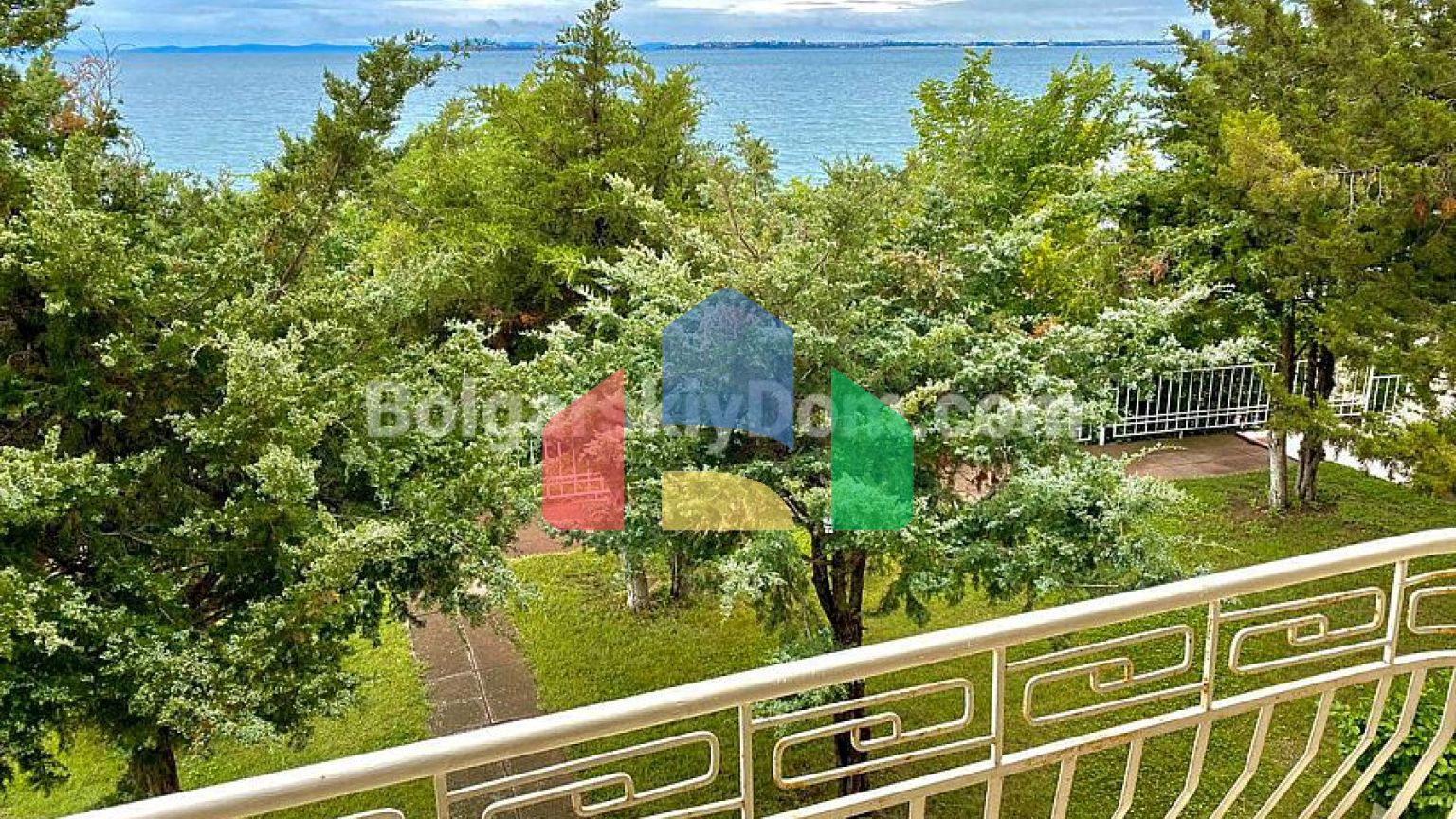 Двухкомнатная квартира в Сан Палас