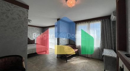 Четырехкомнатная квартира в Марина Санрайз