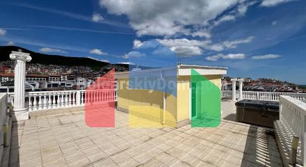 Четырехкомнатная квартира в Марина Санрайз