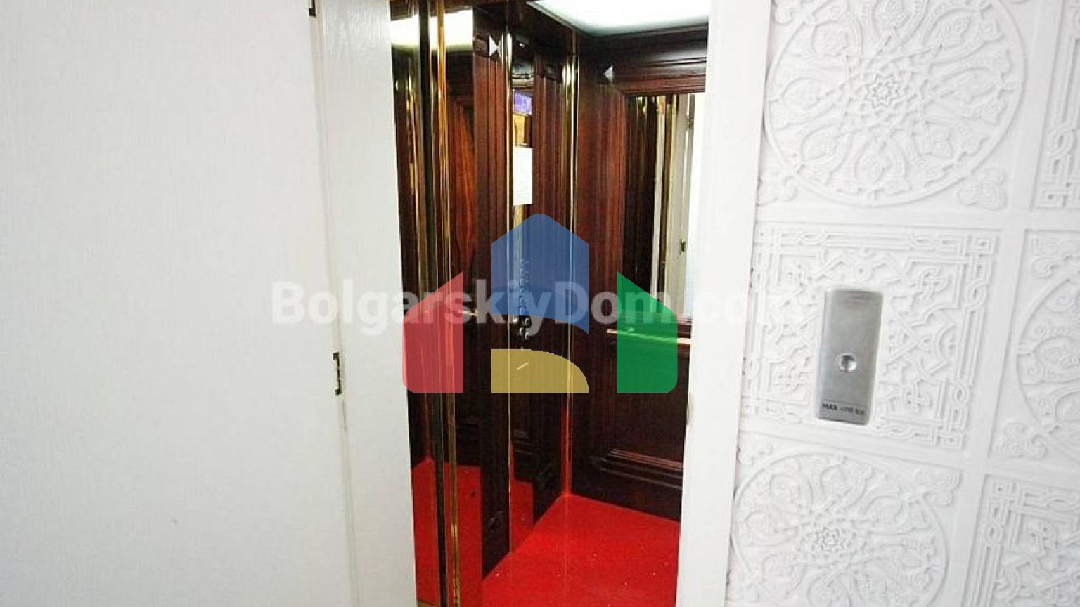 Четырехкомнатная квартира в Марина Санрайз