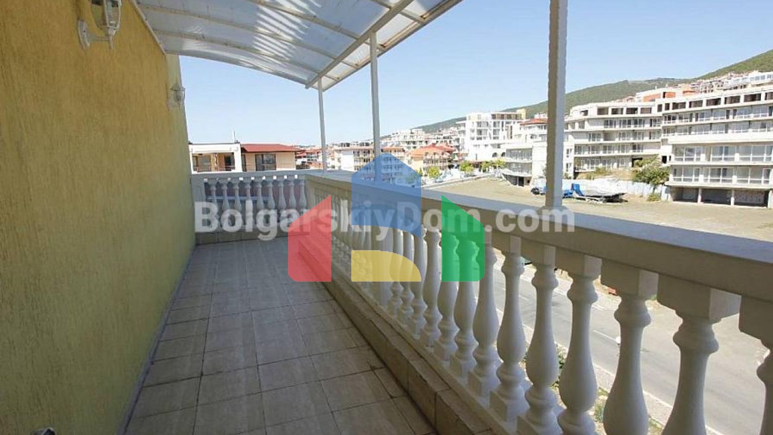 Четырехкомнатная квартира в Марина Санрайз