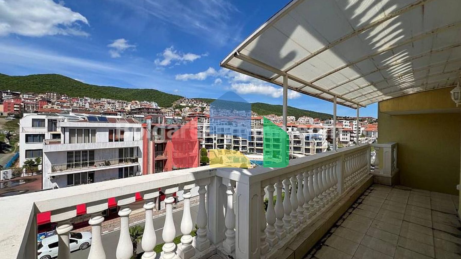 Четырехкомнатная квартира в Марина Санрайз