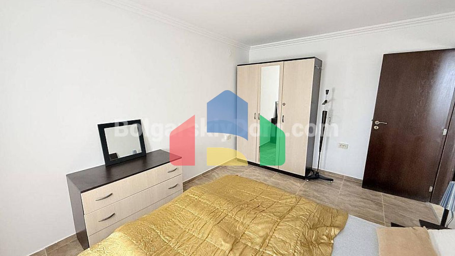 Трикімнатна квартира в Манастира 2