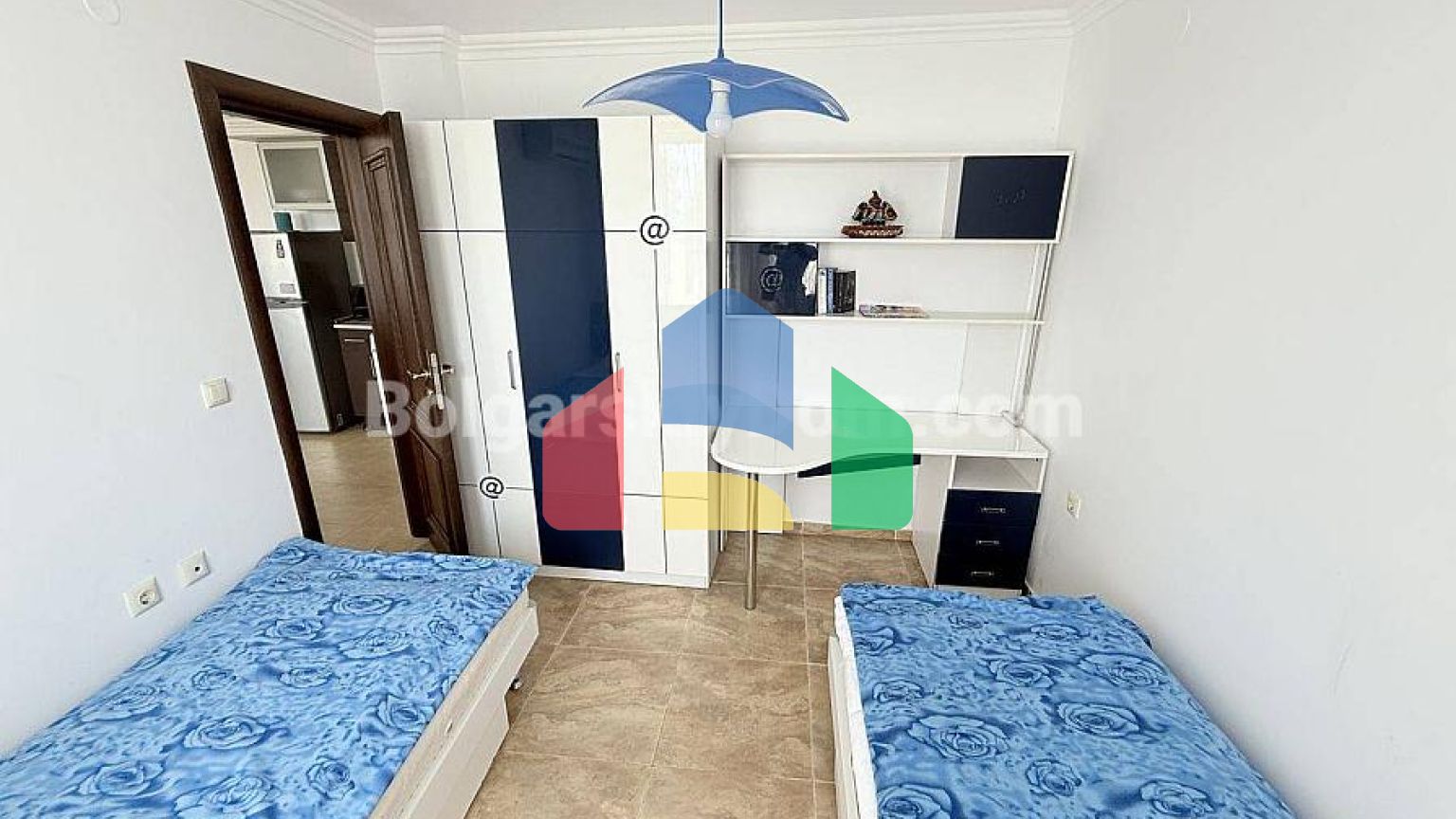 Трикімнатна квартира в Манастира 2