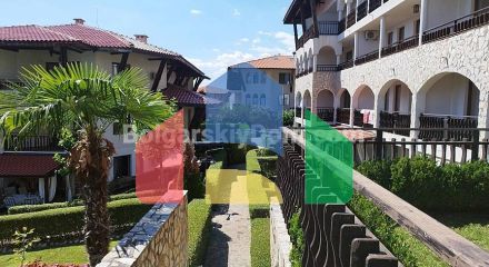 Трикімнатна квартира в Манастира 2