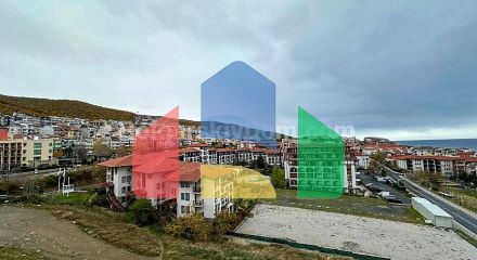 Трехкомнатная квартира в Адмирал