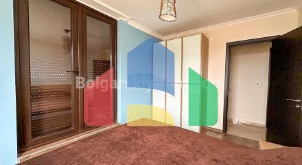 Трехкомнатная квартира в Адмирал