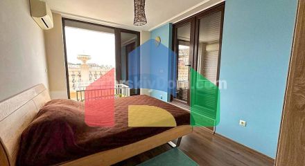 Трехкомнатная квартира в Адмирал